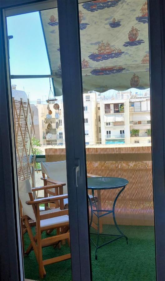 Beautiful Apartment In Koukaki! Atenas Exterior foto