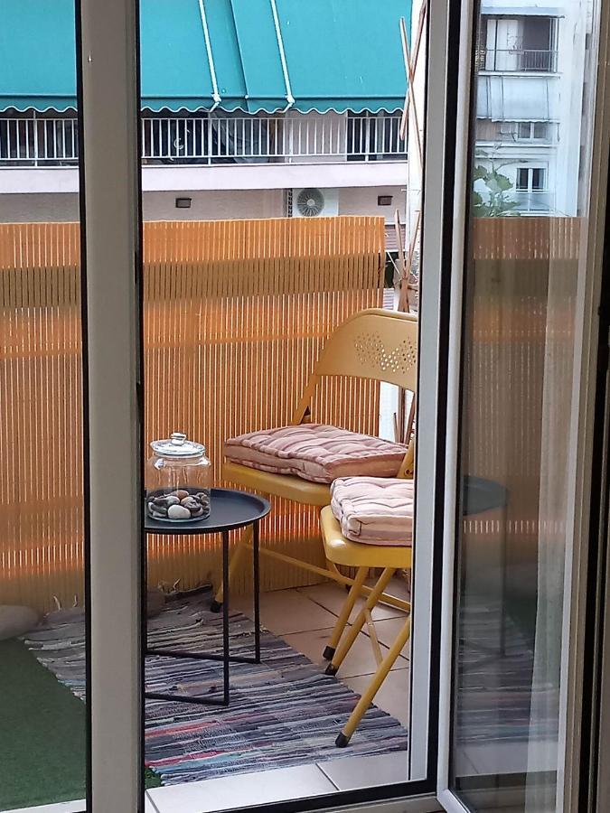 Beautiful Apartment In Koukaki! Atenas Exterior foto