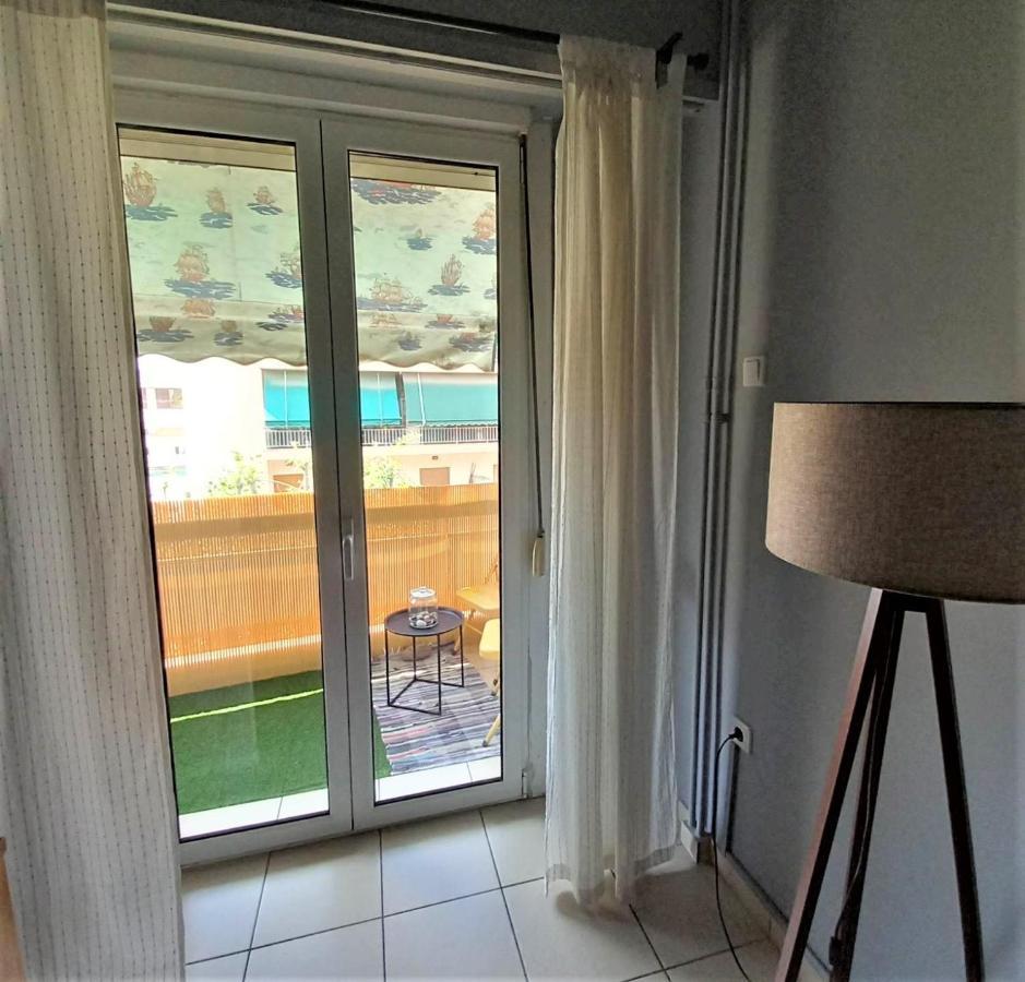 Beautiful Apartment In Koukaki! Atenas Exterior foto